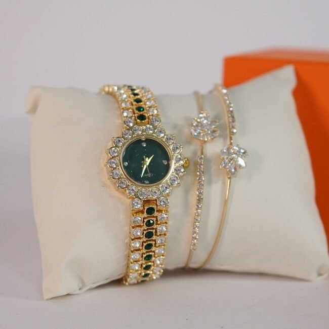 ساعة نسائي بسوار