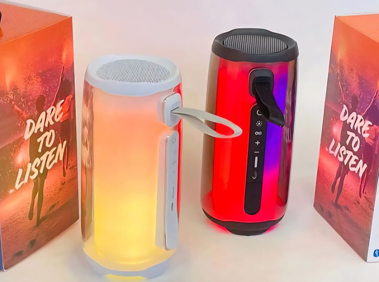 use 5 Portable Bluetooth Speaker RGB Lighting Super Cool Colors USB Memory Card Input Pure Sound Super Strong Light Show Eye-catching Modern Design (white) - Image 8