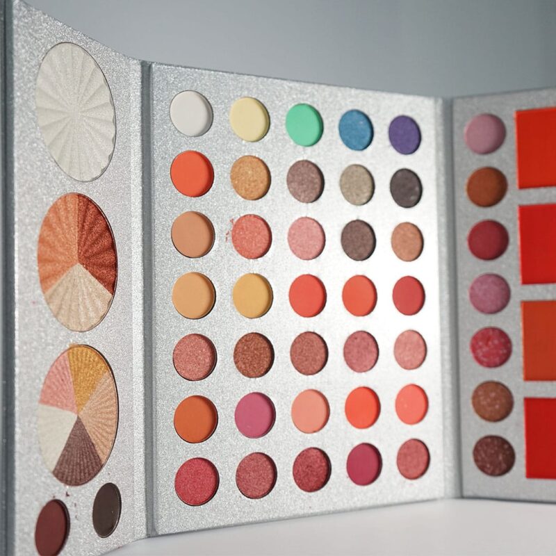 BEAUTY GLAZED Botanical Eyeshadow Palette - Image 5