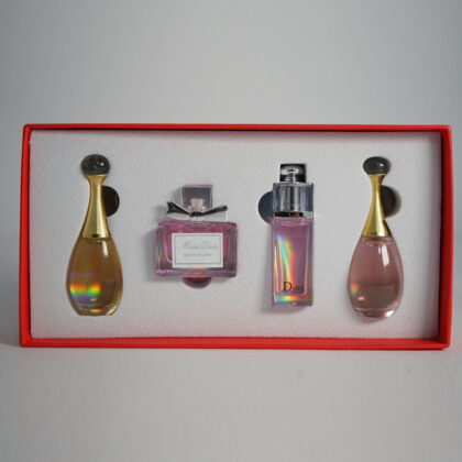مجموعه عطور نسائية من ديور - 4 قطع