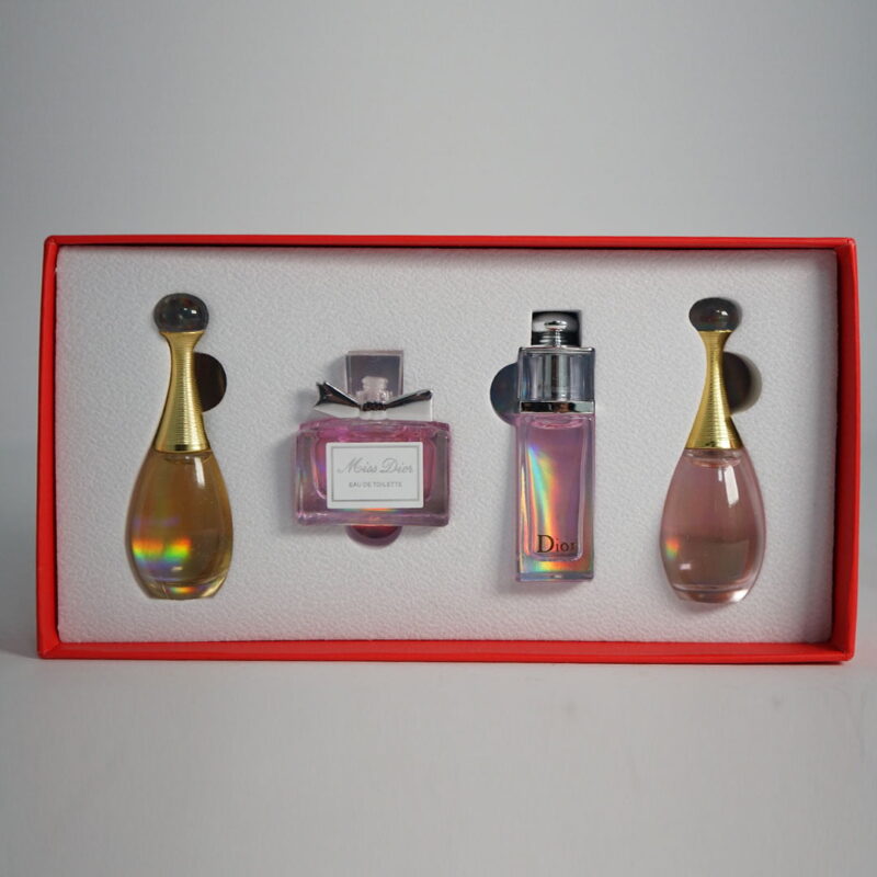 مجموعه عطور نسائية من ديور - 4 قطع