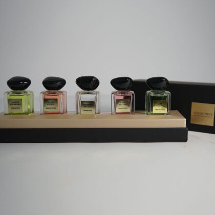 مجموعة عطور من Les Eaux Miniatures خمس قطع