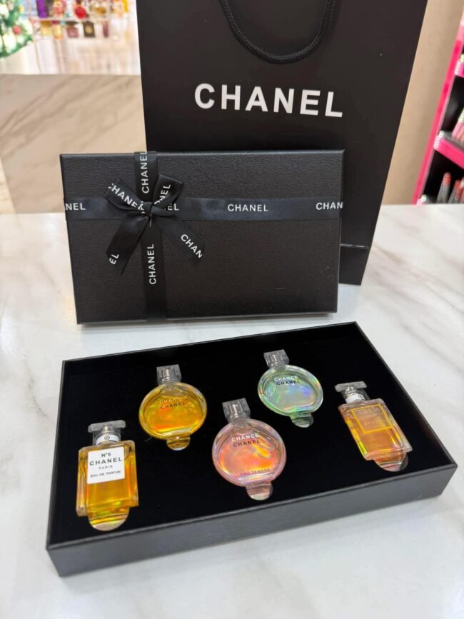 Chanel 5 Piece Perfume  Set 7.5ml