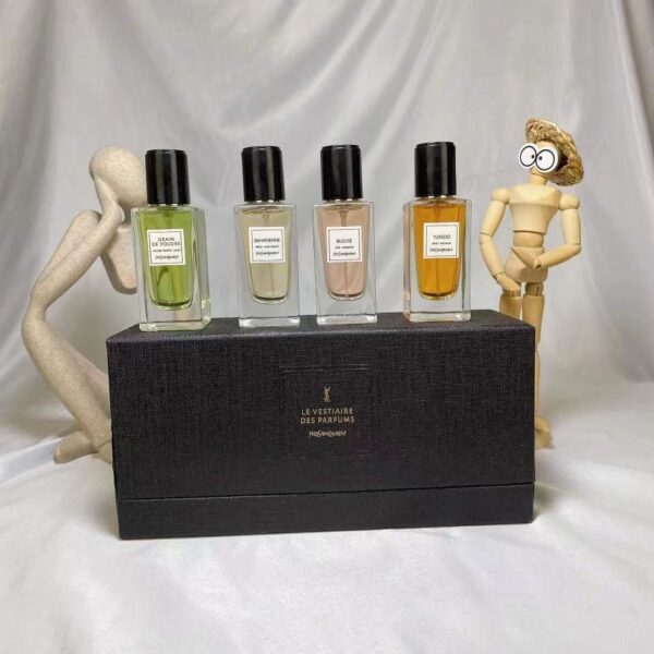 مجموعة عطور من LEVESTIAIRE اربع قطع * 30 مل