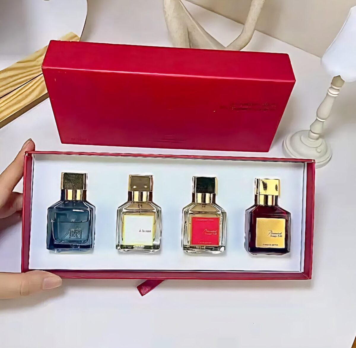 ⁦مجموعة عطور "باكارات روج 540" من ميزون فرانسيس كوركدجيان. ⁩ - الصورة ⁦5⁩