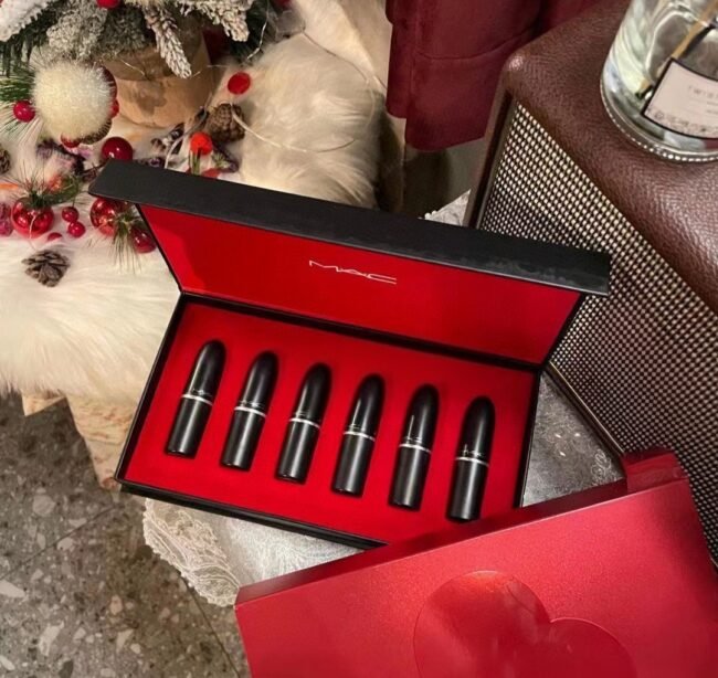 MAC lipstick 6 pieces - Image 3