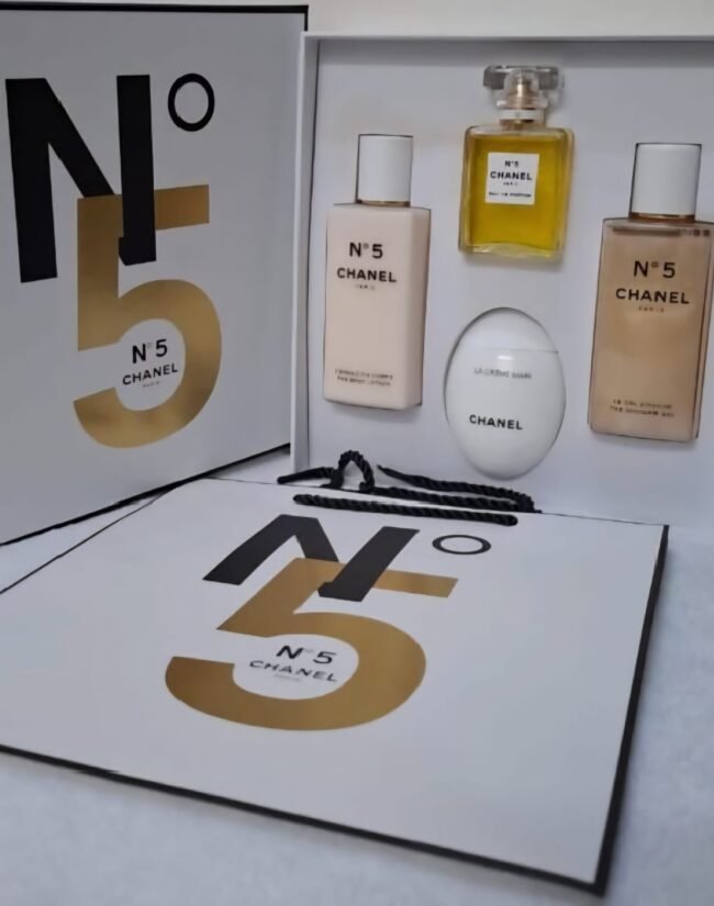 للعنايه بالجسم N°5 مجموعة منتجات شانيل
